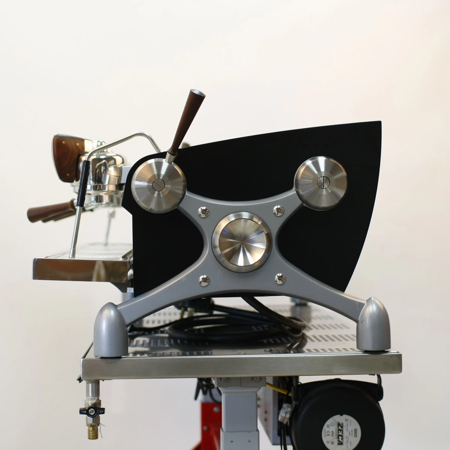 REFURBISHED Slayer Espresso V3 3 Group Volumetric Espresso Machine - Black 7 REFURBISHED Slayer Espresso V3 3 Group Volumetric Espresso Machine - Black - Image 5