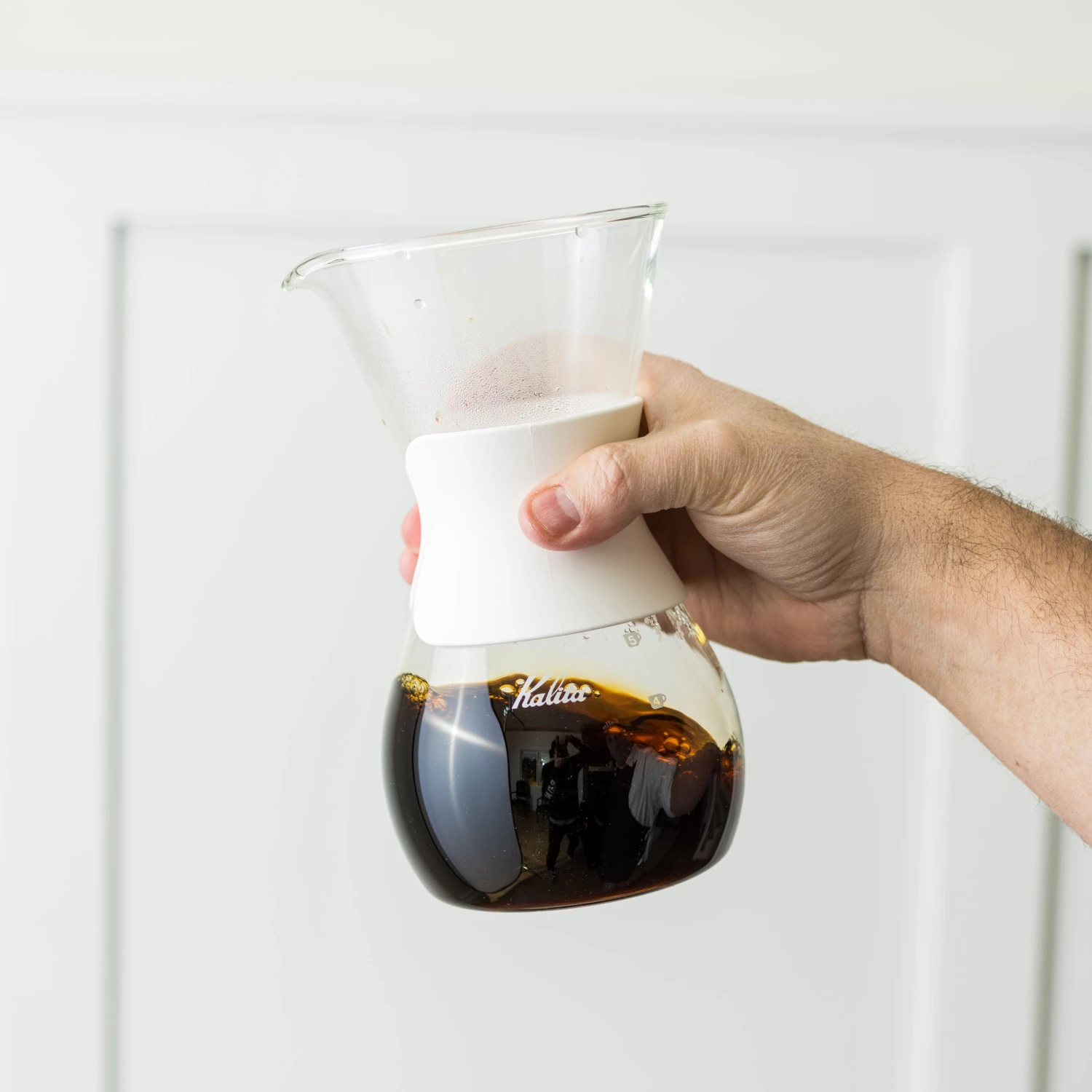 Kalita Wave Style Glass Coffee Brewer - 500ml 4 Kalita Wave Style Glass Coffee Brewer - 500ml - Image 2